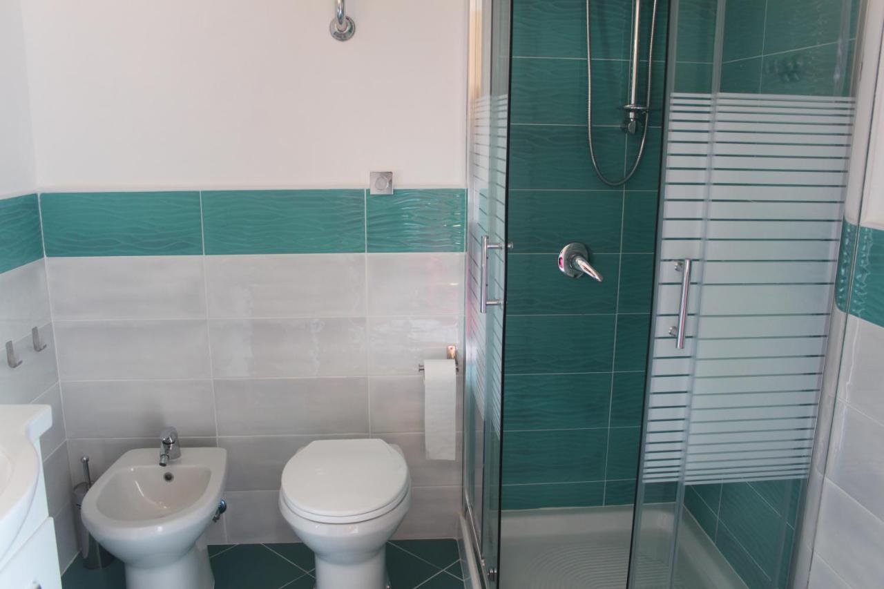 Camere Dieci Maggio- Beb Dory, Nemo, Guizzo ปอนซา ภายนอก รูปภาพ