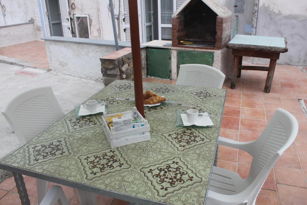 Camere Dieci Maggio- Beb Dory, Nemo, Guizzo ปอนซา ภายนอก รูปภาพ